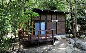 海拉雲諾莫里酒店